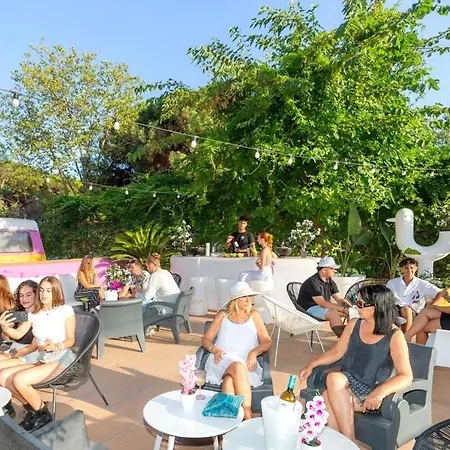 Zecamping 3 Etoiles Anime - Proximite Directe Plages De La Costa Brava