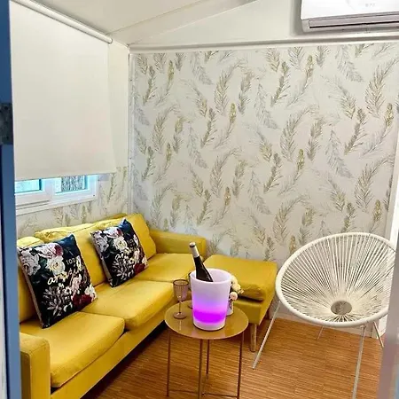 3 Etoiles - Ccaaebb Кемпінг