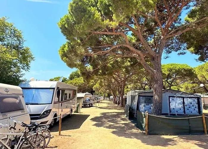 3 Etoiles - Ccaaebb Kamp alanı *